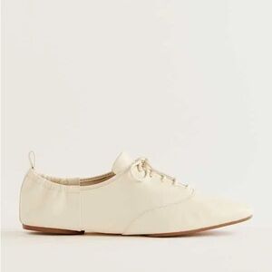 NEW in box Reformation Marie Lace-Up Oxfords in Cream Puff